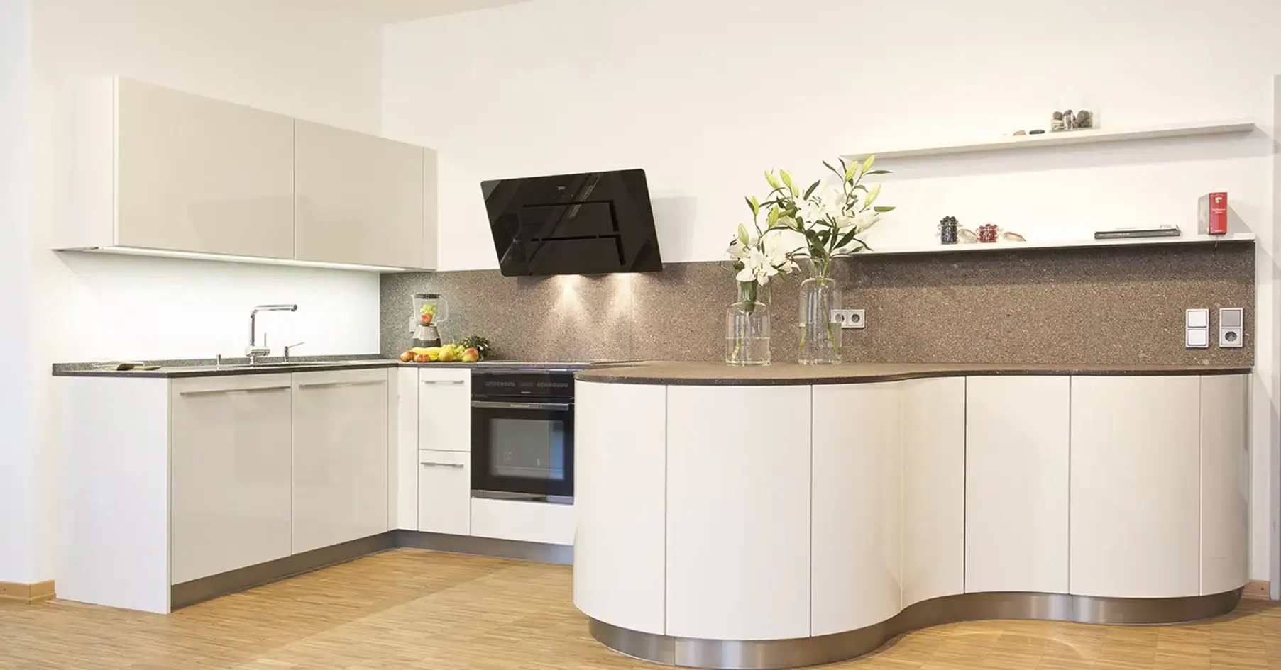 89721e 08621e7ce3d64e42ac6e1da61976ec87~mv2